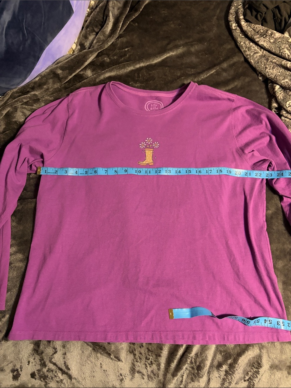 Life Is Good - Woman’s Purple Long Sleeve Tee with Rain Boot Graphic (XL) - Picture 5 of 11